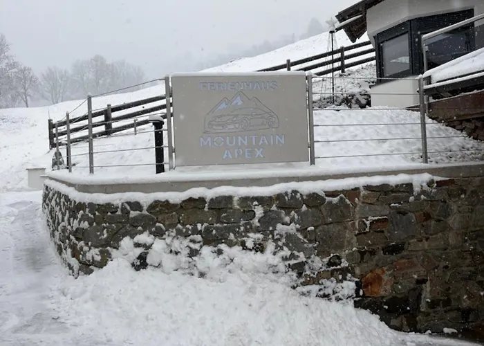 Mountain Apex Holiday home *